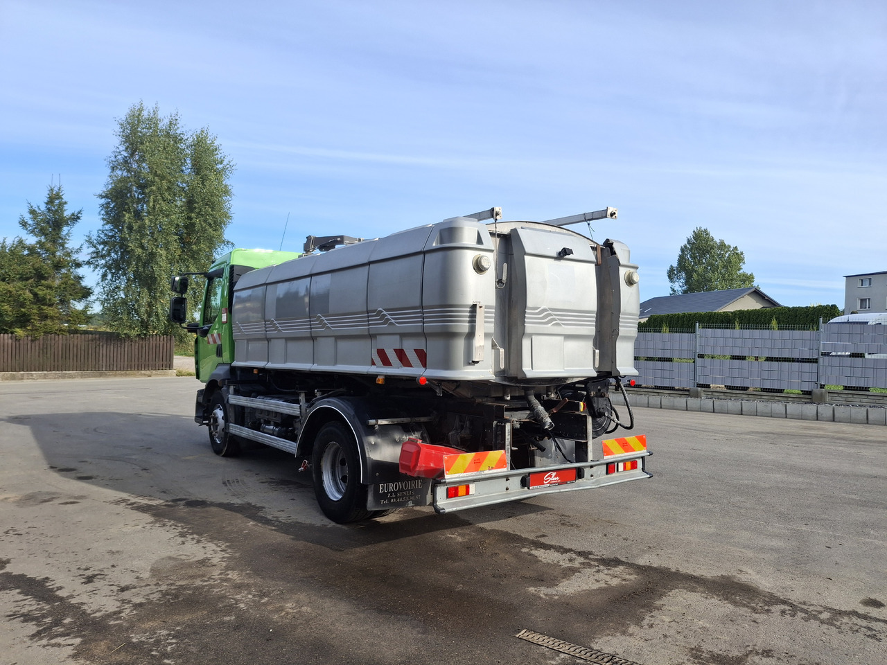 RENAULT D16 Polewaczka Karcher Straßenwaschanlage Euro 6 - Vehículo municipal: foto 4 RENAULT D16 Polewaczka Karcher Straßenwaschanlage Euro 6 - Vehículo municipal: foto 4