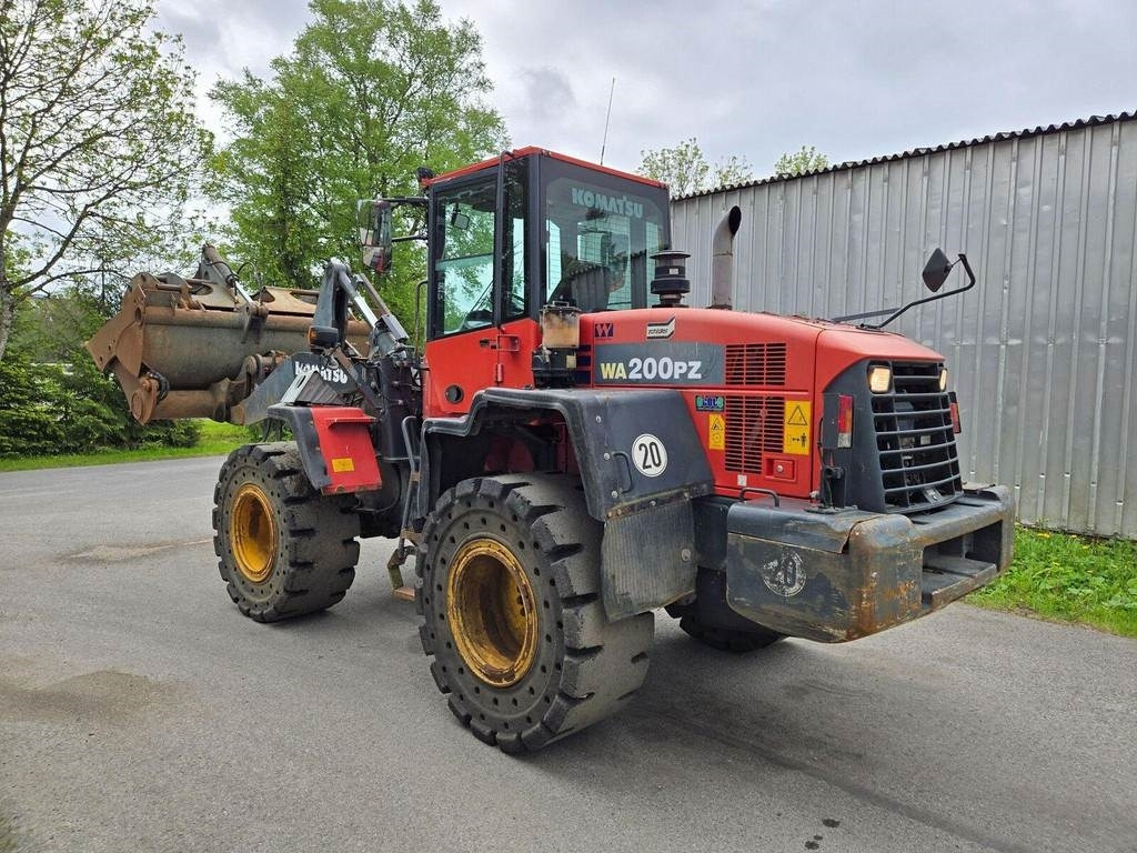 Komatsu WA200PZ-6  - Cargadora de ruedas: foto 2 Komatsu WA200PZ-6  - Cargadora de ruedas: foto 2