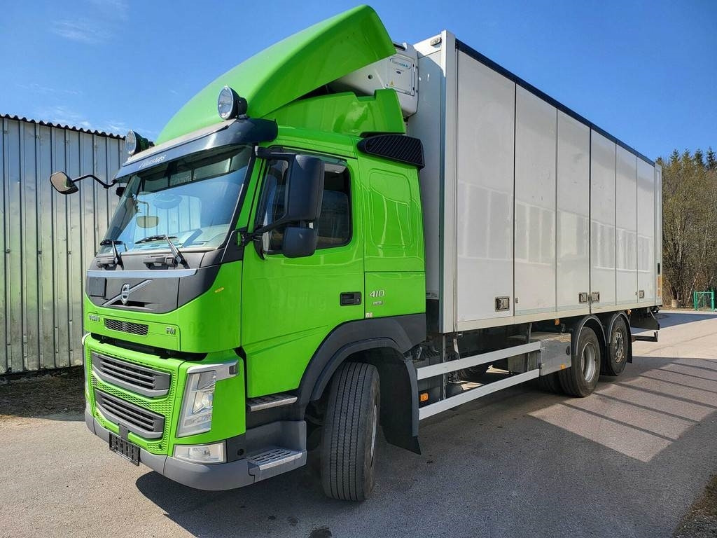 Volvo FM410 6X2 CARRIER SIDEOPENING - Camión frigorífico: foto 4 Volvo FM410 6X2 CARRIER SIDEOPENING - Camión frigorífico: foto 4