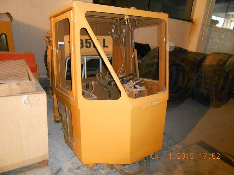 CAT ORIGINAL CAT 988B RESTORE CABIN - Cabina para Maquinaria de construcción: foto 1 CAT ORIGINAL CAT 988B RESTORE CABIN - Cabina para Maquinaria de construcción: foto 1