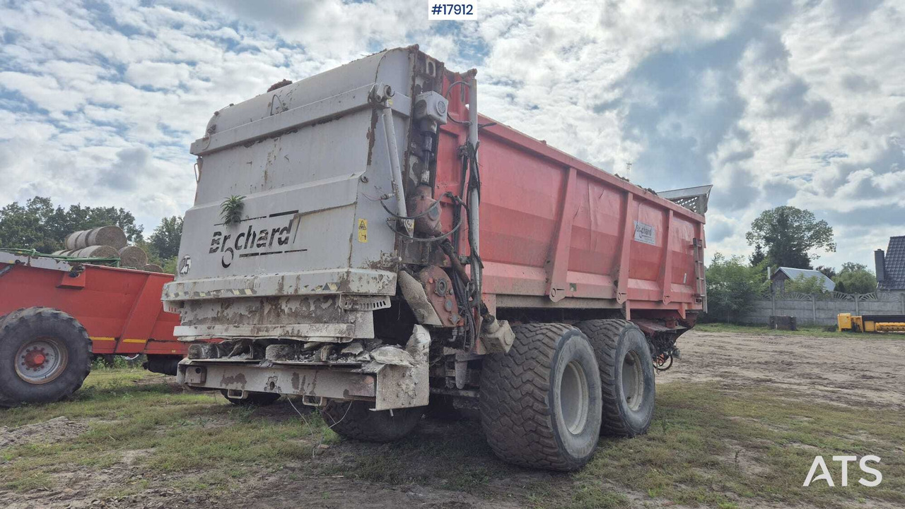 2013 Brochard - Esparcidor de estiércol: foto 1 2013 Brochard - Esparcidor de estiércol: foto 1