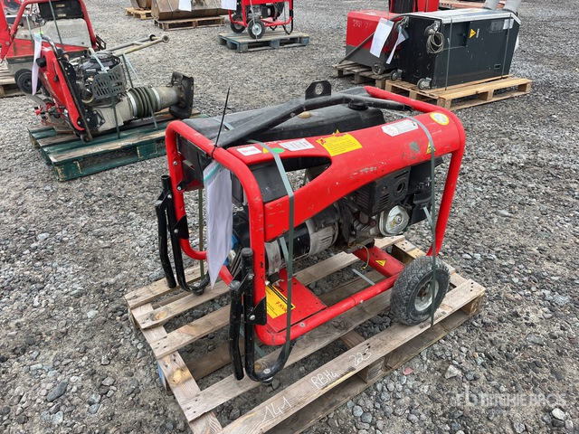 2014 Sdmo Perform 6500 XL Rental Equipment Generator Set - Generador industriale: foto 4 2014 Sdmo Perform 6500 XL Rental Equipment Generator Set - Generador industriale: foto 4