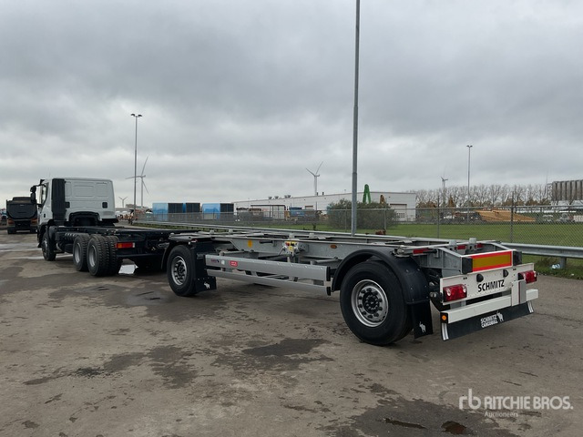 Iveco Trakker 380 T/A Sleeper Truck Tractor - Camión chasis, Remolque portacontenedore/ Intercambiable: foto 1 Iveco Trakker 380 T/A Sleeper Truck Tractor - Camión chasis, Remolque portacontenedore/ Intercambiable: foto 1