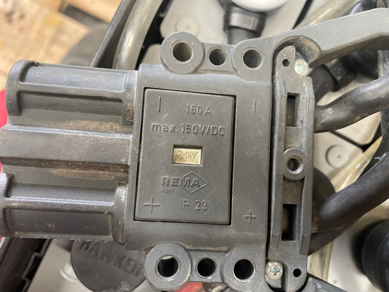 Hawker 24 Volt I 3 PZS 375 - Acumulador para Equipo de manutención: foto 4 Hawker 24 Volt I 3 PZS 375 - Acumulador para Equipo de manutención: foto 4