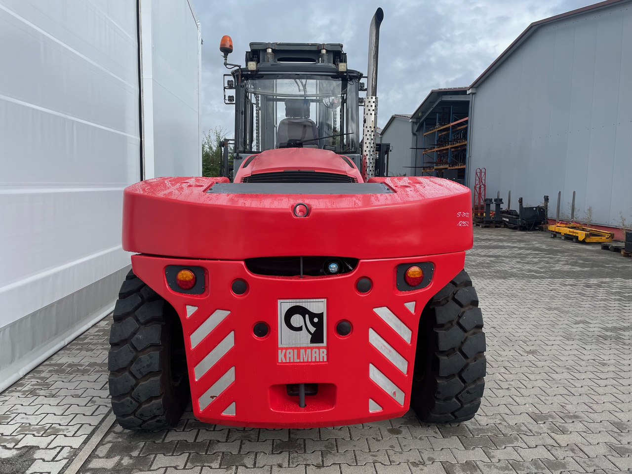 Kalmar DCG160-12 - Carretilla para contenedores: foto 4 Kalmar DCG160-12 - Carretilla para contenedores: foto 4