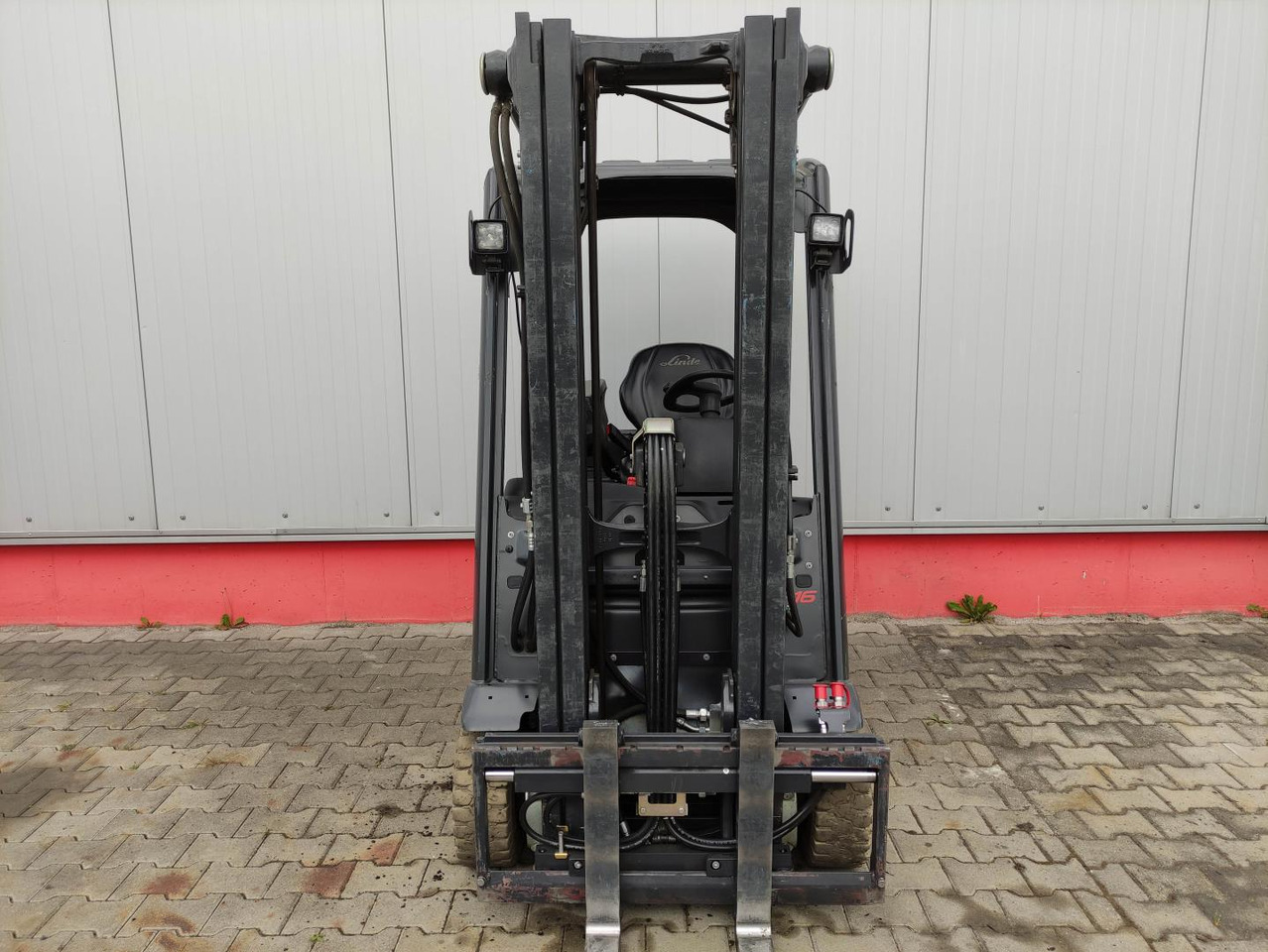 Linde E16-02-386-EVO - Carretilla elevadora eléctrica: foto 3 Linde E16-02-386-EVO - Carretilla elevadora eléctrica: foto 3