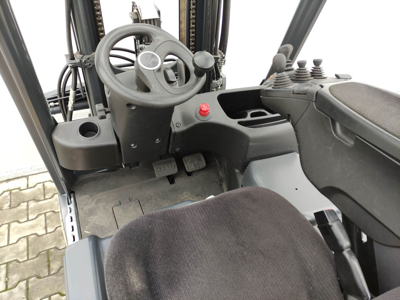 Linde E16-C-02-387 EVO - Carretilla elevadora eléctrica: foto 5 Linde E16-C-02-387 EVO - Carretilla elevadora eléctrica: foto 5