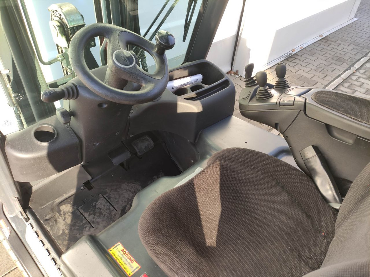 Linde E20L-02-386 - Carretilla elevadora eléctrica: foto 5 Linde E20L-02-386 - Carretilla elevadora eléctrica: foto 5