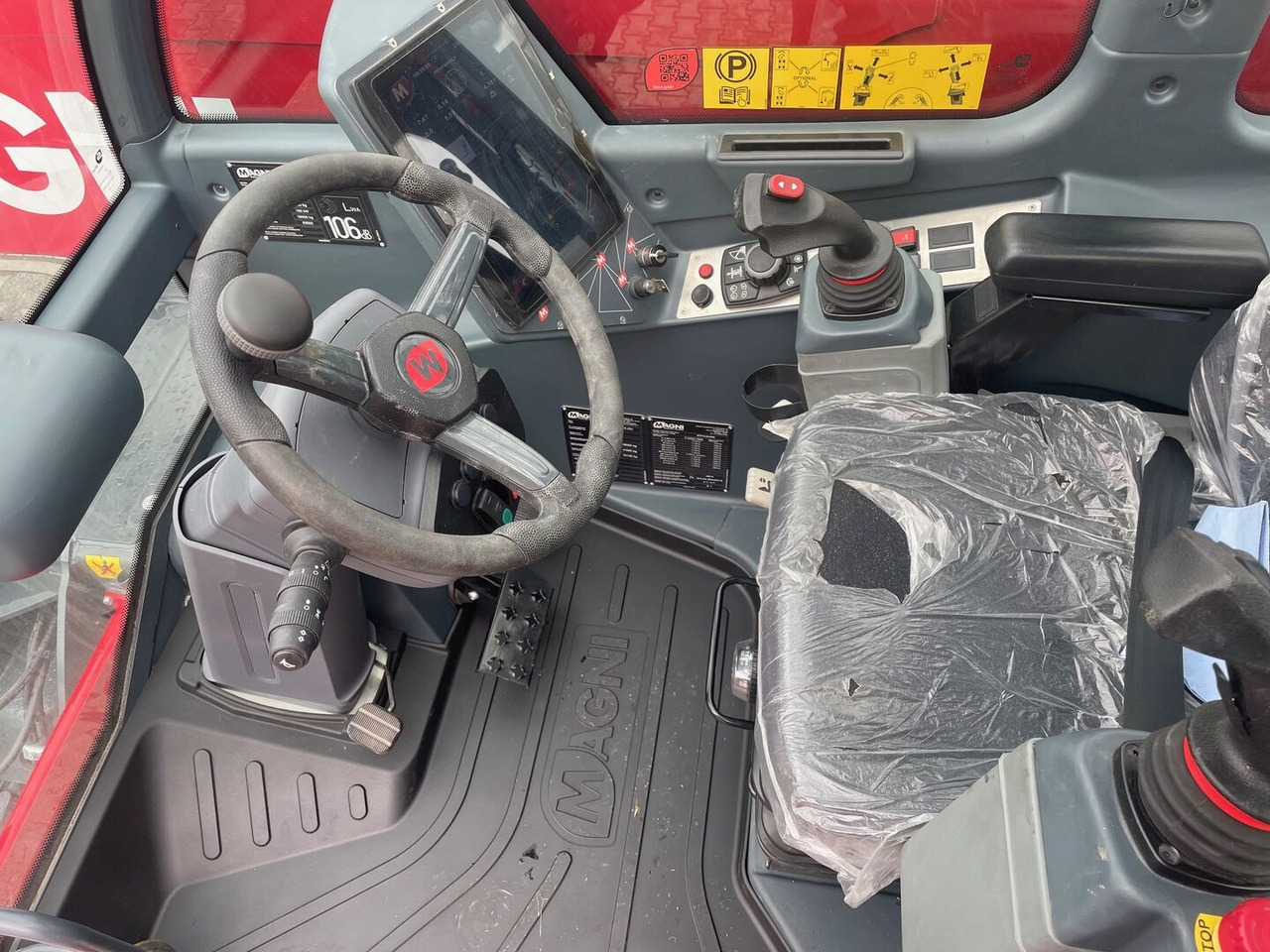 Magni RTH 6.25-DID - Manipulador telescópico: foto 5 Magni RTH 6.25-DID - Manipulador telescópico: foto 5