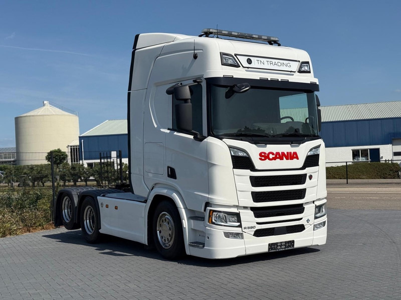 Scania R590 VOLLUCHT, LEER, HYDRAULIEK, NL KENTEKEN, APK, TACHO 2. - Cabeza tractora: foto 1 Scania R590 VOLLUCHT, LEER, HYDRAULIEK, NL KENTEKEN, APK, TACHO 2. - Cabeza tractora: foto 1