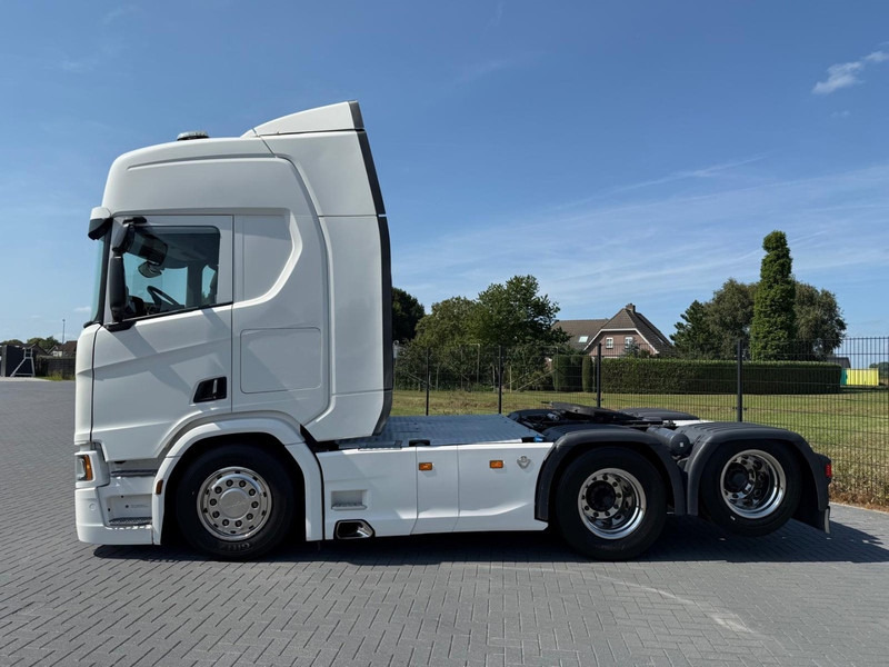 Scania R590 VOLLUCHT, LEER, HYDRAULIEK, NL KENTEKEN, APK, TACHO 2. - Cabeza tractora: foto 5 Scania R590 VOLLUCHT, LEER, HYDRAULIEK, NL KENTEKEN, APK, TACHO 2. - Cabeza tractora: foto 5