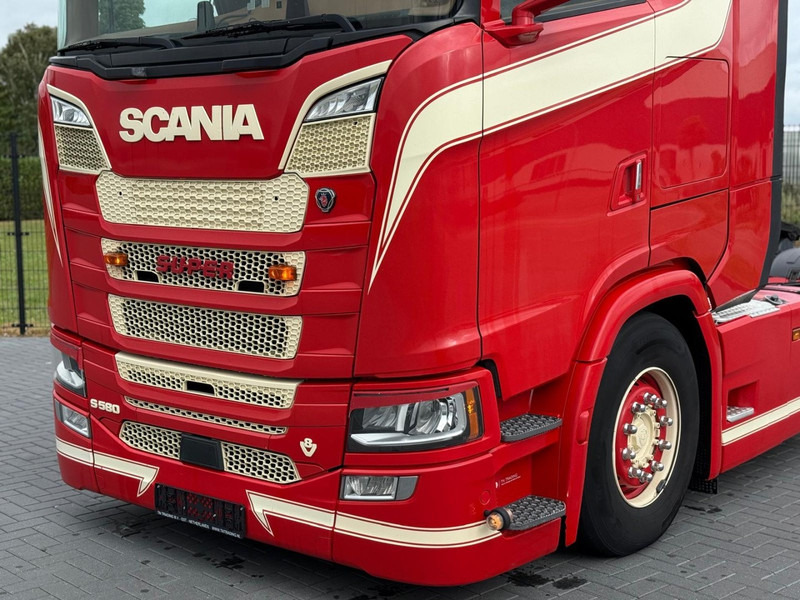 Scania S580 V8 NGS 6X4, NAAFREDUCTIE, SHOWTRUCK, VOLLUCHT, RETARDER. - Cabeza tractora: foto 4 Scania S580 V8 NGS 6X4, NAAFREDUCTIE, SHOWTRUCK, VOLLUCHT, RETARDER. - Cabeza tractora: foto 4