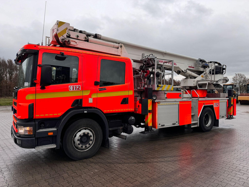 Scania P94G310 - Camión de bomberos: foto 1 Scania P94G310 - Camión de bomberos: foto 1