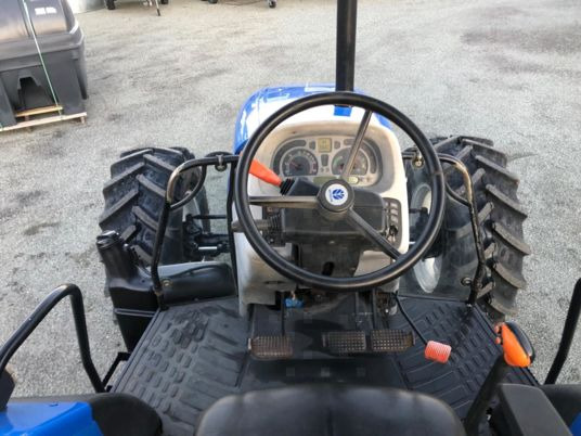 New Holland TL100A Tracteur - Tractor: foto 4 New Holland TL100A Tracteur - Tractor: foto 4