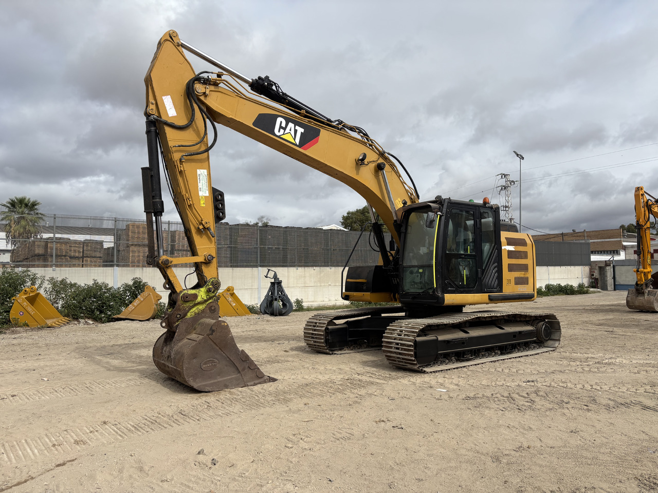 CATERPILLAR 320EL RR - Excavadora de cadenas: foto 1 CATERPILLAR 320EL RR - Excavadora de cadenas: foto 1