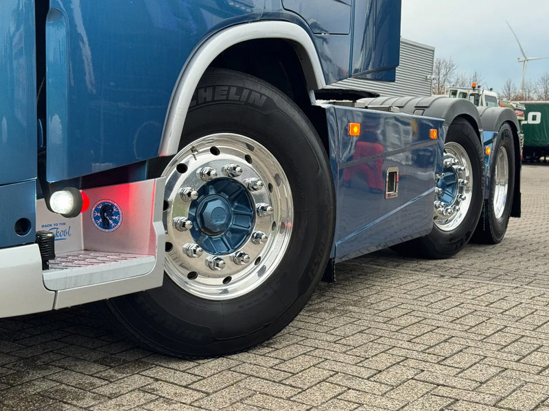 Volvo FH 500 6x2/4 Globetrotter XL EURO 6 - Cabeza tractora: foto 2 Volvo FH 500 6x2/4 Globetrotter XL EURO 6 - Cabeza tractora: foto 2