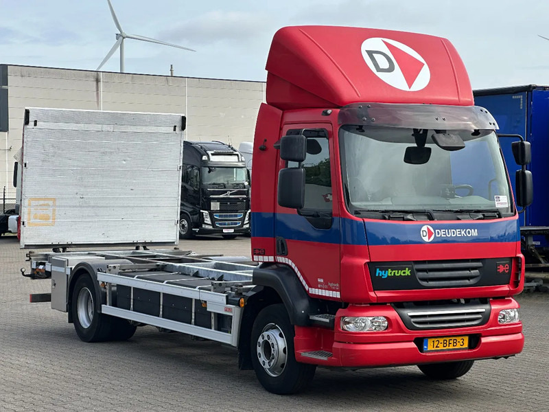 DAF Hytruck C16E 4x2 BDF/ Volledig Elektrisch / Laadklep / Apk 07-2026! - Camión portacontenedore/ Intercambiable, Camión eléctrico: foto 2 DAF Hytruck C16E 4x2 BDF/ Volledig Elektrisch / Laadklep / Apk 07-2026! - Camión portacontenedore/ Intercambiable, Camión eléctrico: foto 2