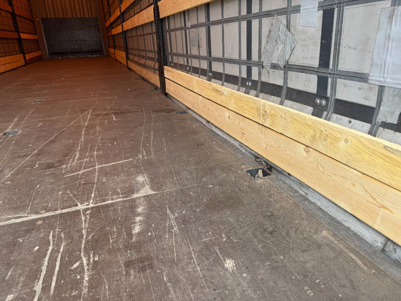 Krone SD Schuifzeil -Dak / SAF-Disc / APK 10-2026! - Semirremolque lona: foto 5 Krone SD Schuifzeil -Dak / SAF-Disc / APK 10-2026! - Semirremolque lona: foto 5