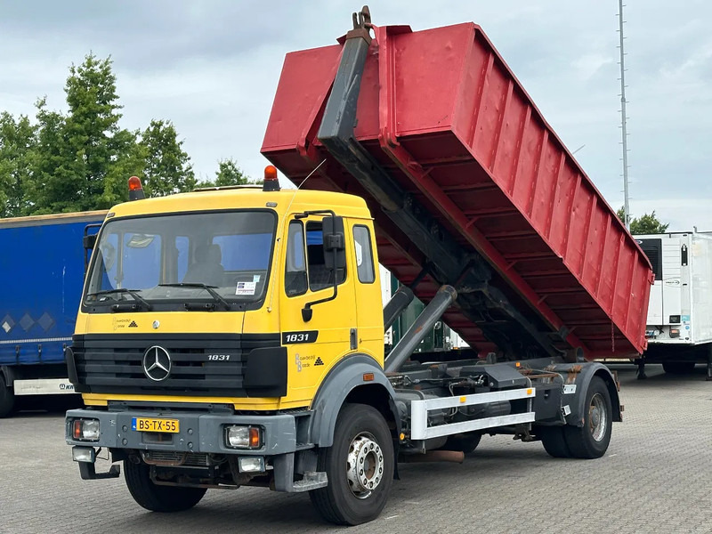 Mercedes-Benz SK 1931 4x2 Meiler Haakarm 20T Manual + Telma / Euro 1 - Camión multibasculante: foto 1 Mercedes-Benz SK 1931 4x2 Meiler Haakarm 20T Manual + Telma / Euro 1 - Camión multibasculante: foto 1