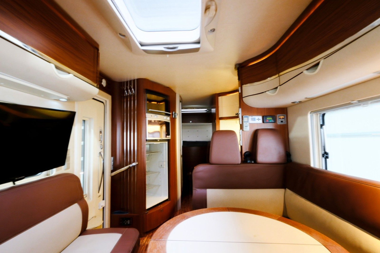 HYMER / ERIBA / HYMERCAR S 800/Automatik/Festbett+Hubbett/Klima/Solar/AHK HYMER / ERIBA / HYMERCAR S 800/Automatik/Festbett+Hubbett/Klima/Solar/AHK - Autocaravana integral: foto 5 HYMER / ERIBA / HYMERCAR S 800/Automatik/Festbett+Hubbett/Klima/Solar/AHK HYMER / ERIBA / HYMERCAR S 800/Automatik/Festbett+Hubbett/Klima/Solar/AHK - Autocaravana integral: foto 5