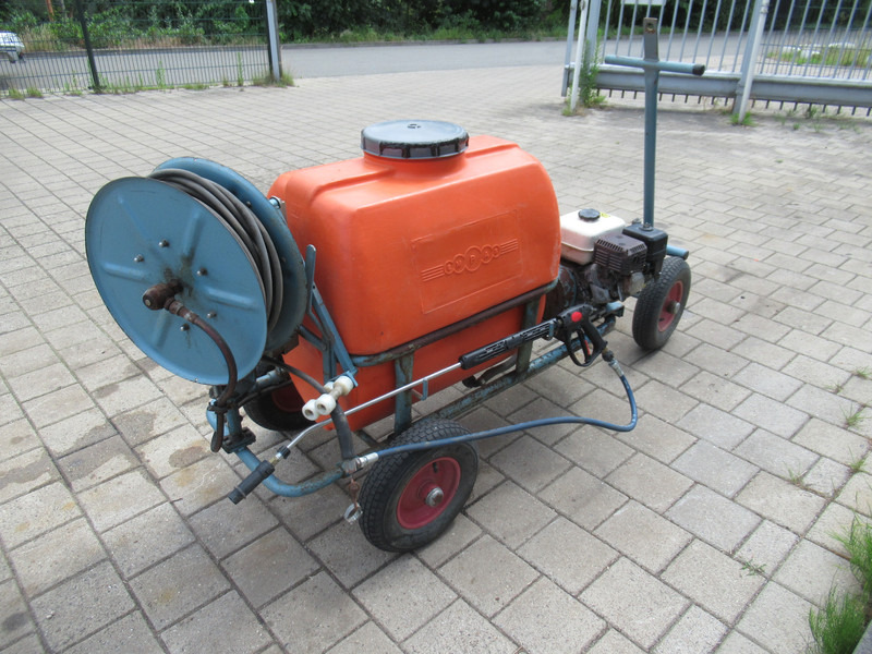 Empas WS 151 100 Bar / 15 L/Min Hogedruk spuit Watertank Mobiel - Hidrolimpiadora: foto 4 Empas WS 151 100 Bar / 15 L/Min Hogedruk spuit Watertank Mobiel - Hidrolimpiadora: foto 4