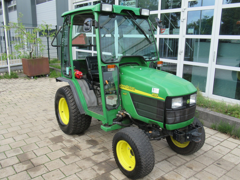 John Deere 4110 4WD 4x4 Hydrostaat Cabine - Tractor: foto 3 John Deere 4110 4WD 4x4 Hydrostaat Cabine - Tractor: foto 3