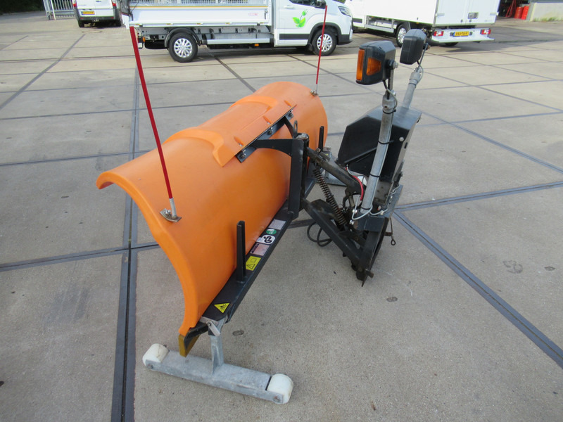 NIDO SCHMIDT SNK210 - 24 EPZ 12V - 240 CM Snow Plow Schneepflug Sneeuwploeg - Máquina quitanieve: foto 2 NIDO SCHMIDT SNK210 - 24 EPZ 12V - 240 CM Snow Plow Schneepflug Sneeuwploeg - Máquina quitanieve: foto 2