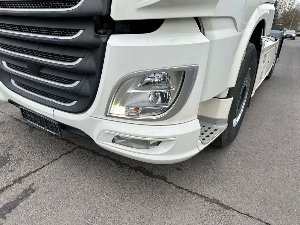 DAF XF 460 FT Eurolohr KIT*Nebenantrieb*Euro6 DAF XF 460 FT Eurolohr KIT*Nebenantrieb*Euro6 - Cabeza tractora: foto 5 DAF XF 460 FT Eurolohr KIT*Nebenantrieb*Euro6 DAF XF 460 FT Eurolohr KIT*Nebenantrieb*Euro6 - Cabeza tractora: foto 5