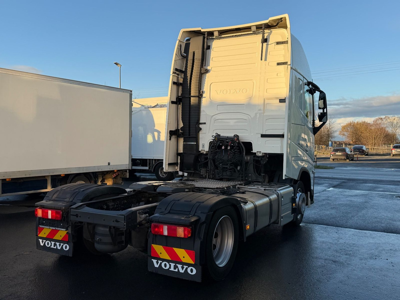 Volvo FH 460 Globetrotter XL, iSave, Lowdeck, E6 - Cabeza tractora: foto 4 Volvo FH 460 Globetrotter XL, iSave, Lowdeck, E6 - Cabeza tractora: foto 4