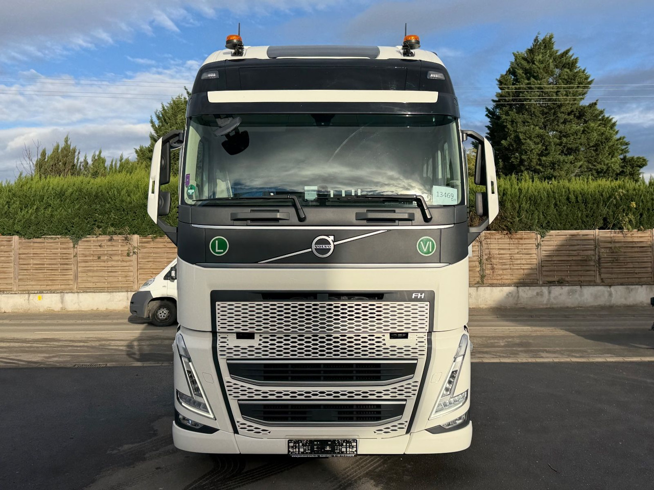 Volvo FH 460 Globetrotter XL, iSave, Lowdeck, Hub, E6 - Cabeza tractora: foto 2 Volvo FH 460 Globetrotter XL, iSave, Lowdeck, Hub, E6 - Cabeza tractora: foto 2