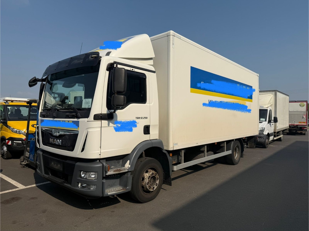 MAN TGM 12.250 DE Truck/ Klima/ Luft/ E6/ 6,05m/(tgl - Camión caja cerrada: foto 1 MAN TGM 12.250 DE Truck/ Klima/ Luft/ E6/ 6,05m/(tgl - Camión caja cerrada: foto 1