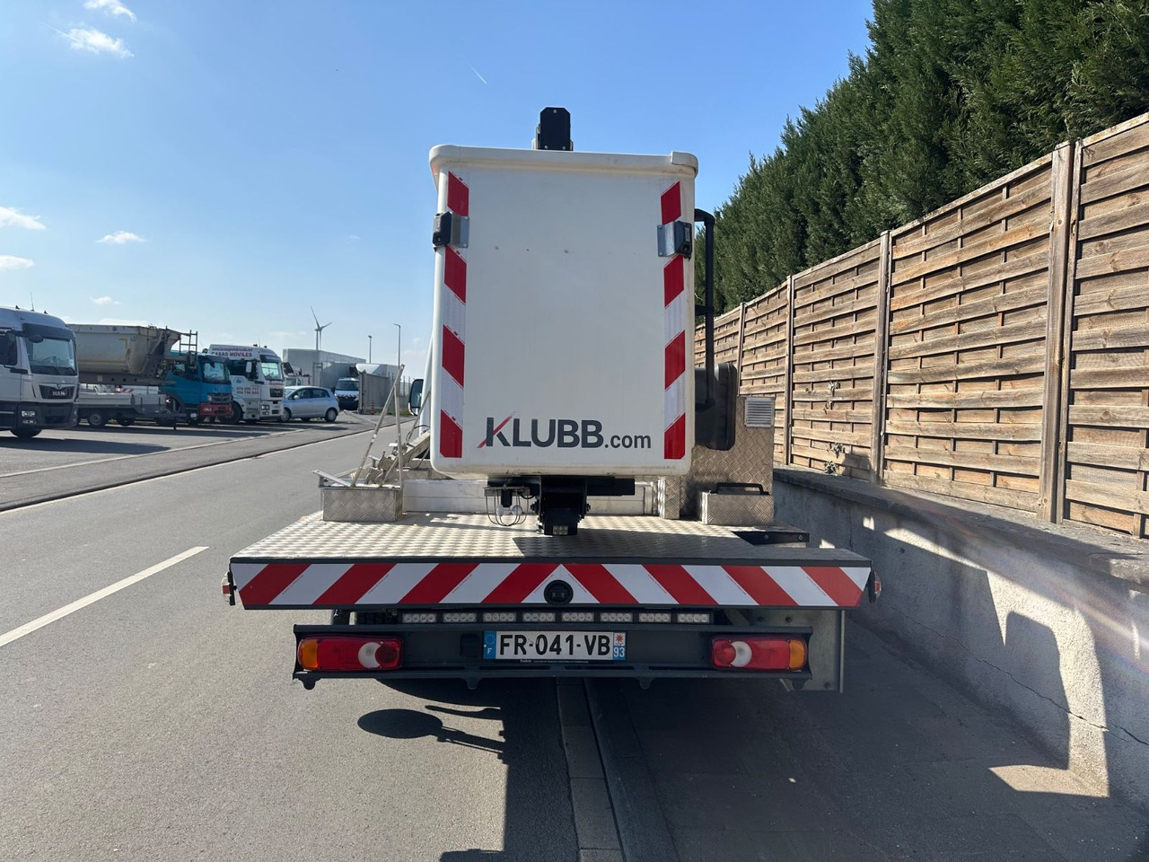 Renault Master III*Steiger 12m*orig.km*Topzustand* Renault Master III*Steiger 12m*orig.km*Topzustand* - Camión con plataforma elevadora, Furgoneta: foto 5 Renault Master III*Steiger 12m*orig.km*Topzustand* Renault Master III*Steiger 12m*orig.km*Topzustand* - Camión con plataforma elevadora, Furgoneta: foto 5