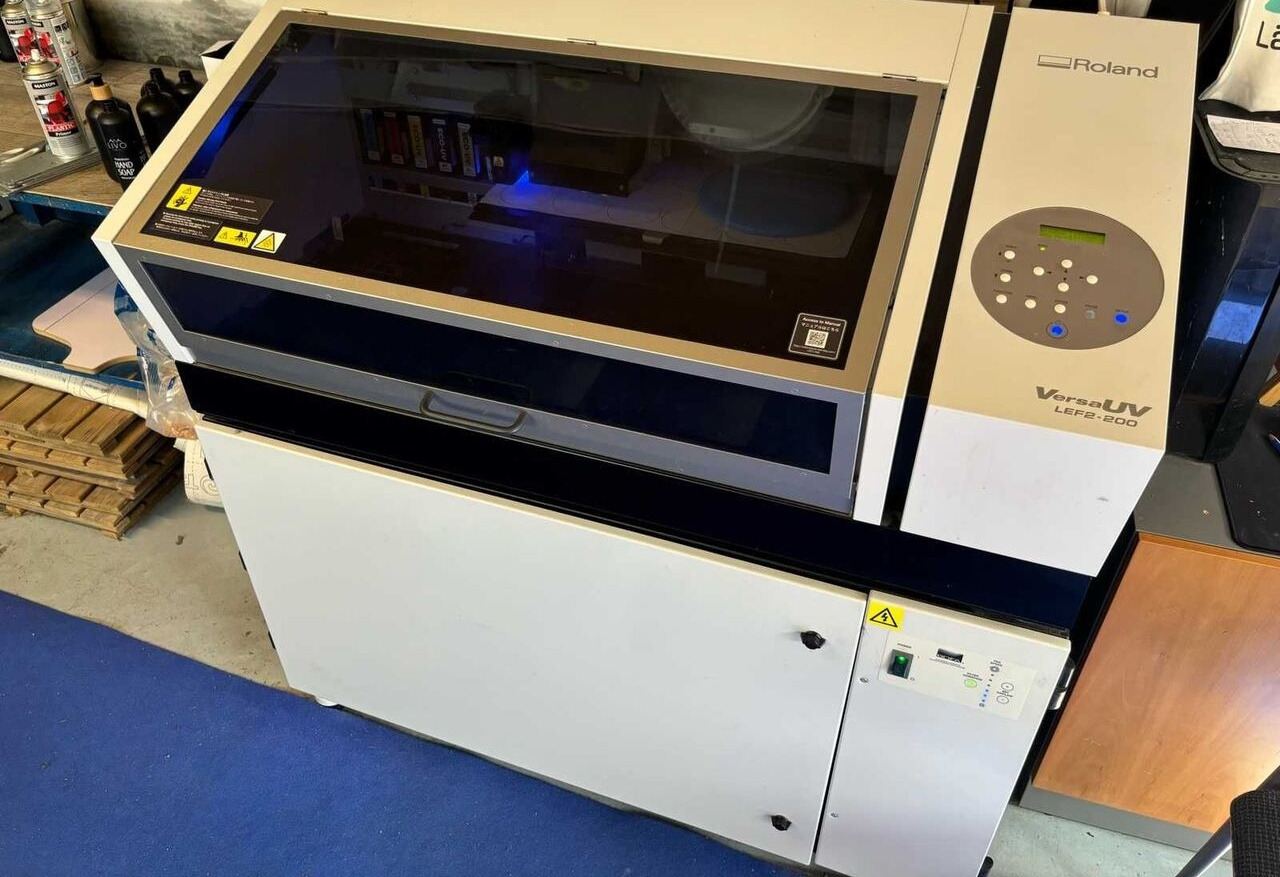 Máquina de impresión Roland VersaUV LEF2-200: foto 1