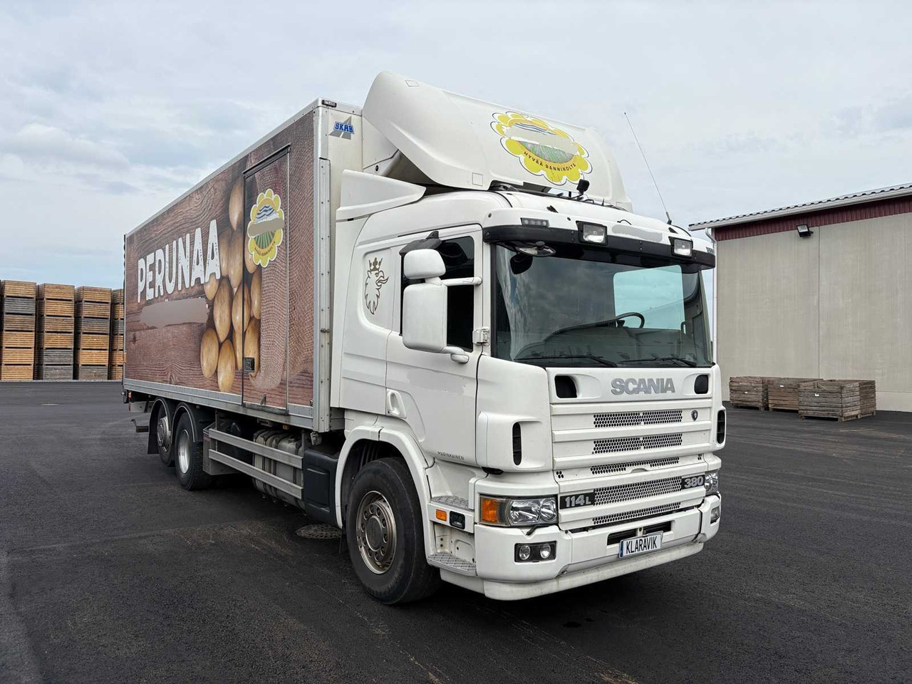 SCANIA 114L truck - Camión caja cerrada: foto 3 SCANIA 114L truck - Camión caja cerrada: foto 3
