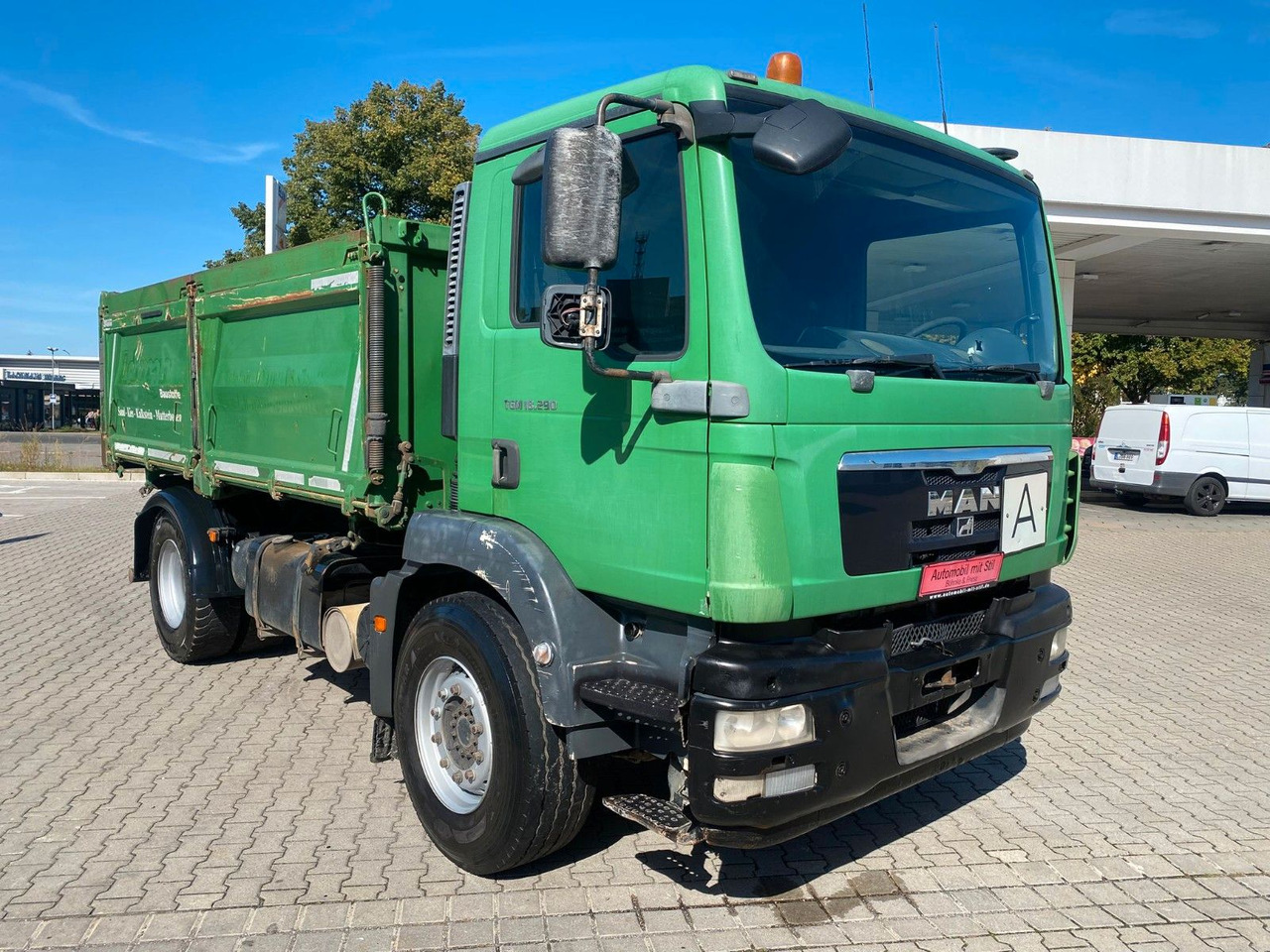 MAN TGM 18.290 4X4 ALLRAD KLIMA DREISEITENKIPPER - Camión volquete: foto 2 MAN TGM 18.290 4X4 ALLRAD KLIMA DREISEITENKIPPER - Camión volquete: foto 2