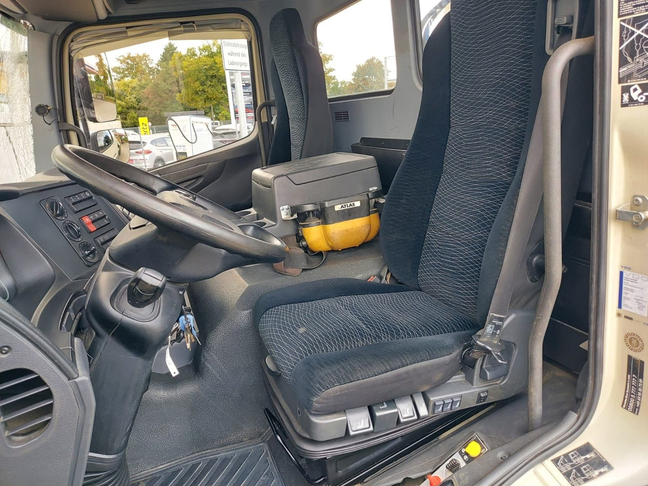 Leasing de  Mercedes-Benz Atego / 1324 MEILER 4X4 KRAN ATLAS 116.3 Mercedes-Benz Atego / 1324 MEILER 4X4 KRAN ATLAS 116.3: foto 30