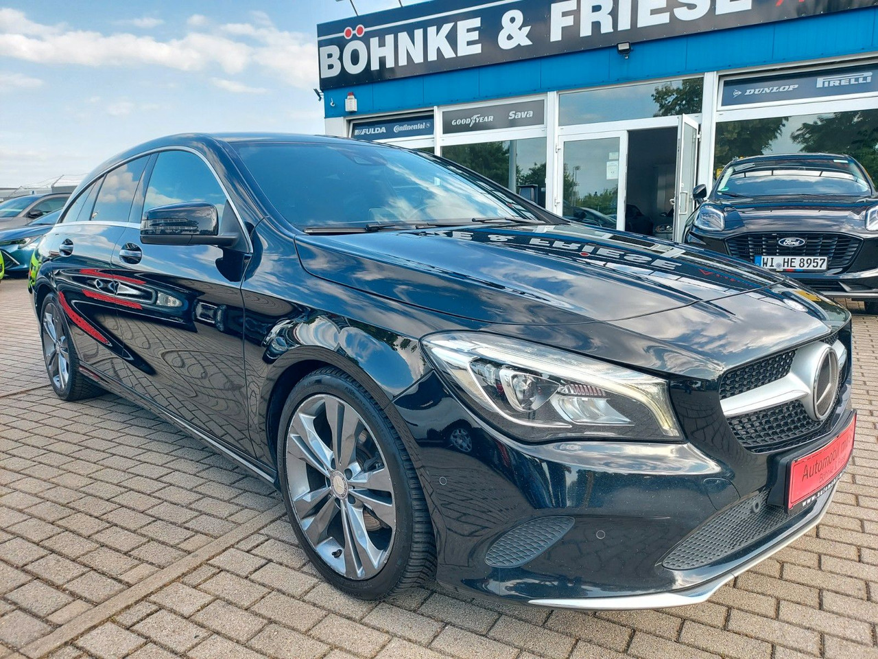 Coche Mercedes-Benz CLA 220 CLA -Klasse Shooting Brake AMG ACC: foto 1