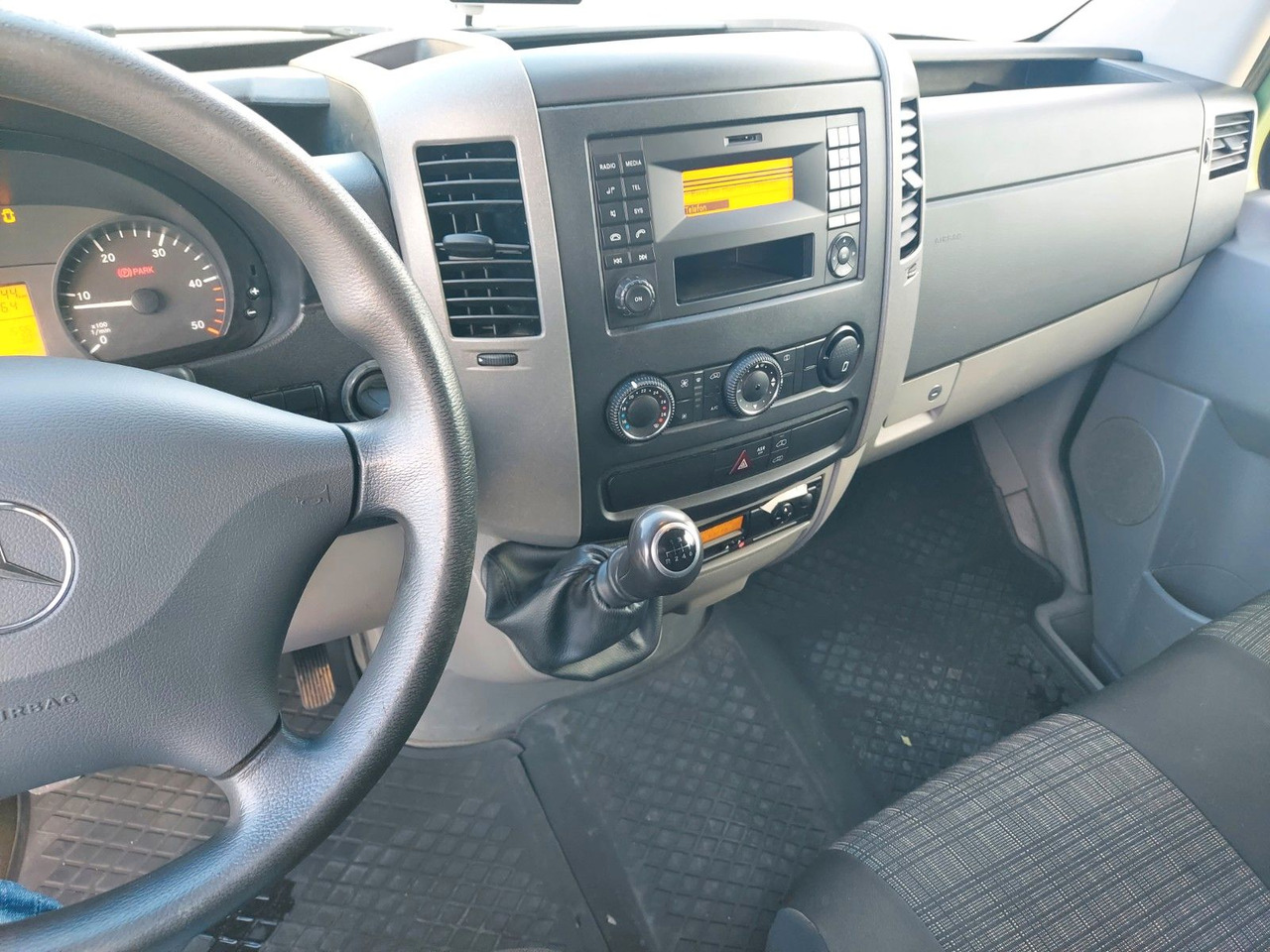 Furgón Mercedes-Benz Sprinter II Kasten 516 5T KLIMA AHK MAXI: foto 14 Furgón Mercedes-Benz Sprinter II Kasten 516 5T KLIMA AHK MAXI: foto 14