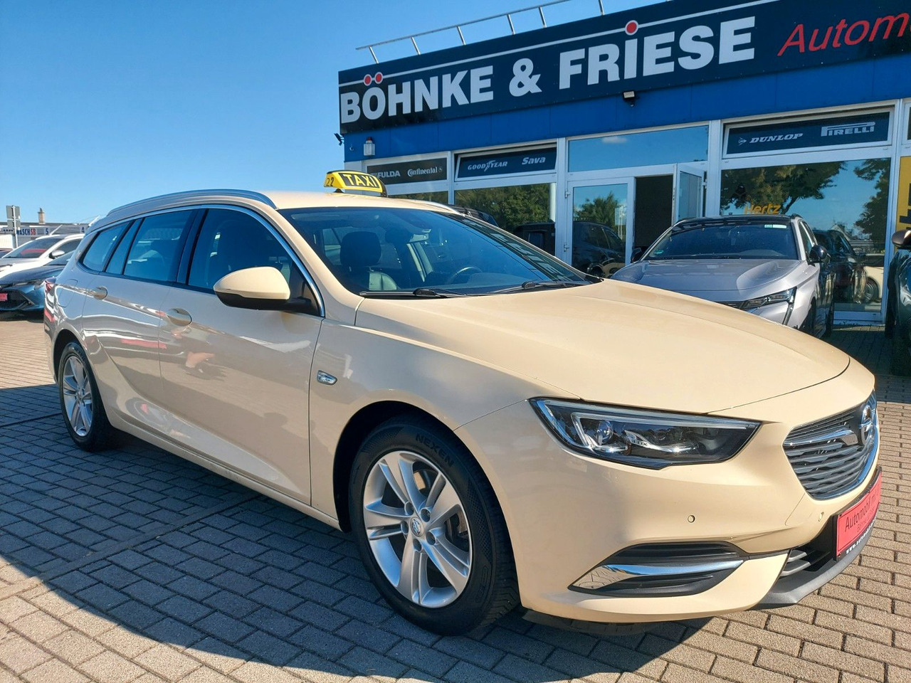 Opel Insignia B Sports Tourer Autom. Innovation Taxi - Coche familiar: foto 1 Opel Insignia B Sports Tourer Autom. Innovation Taxi - Coche familiar: foto 1