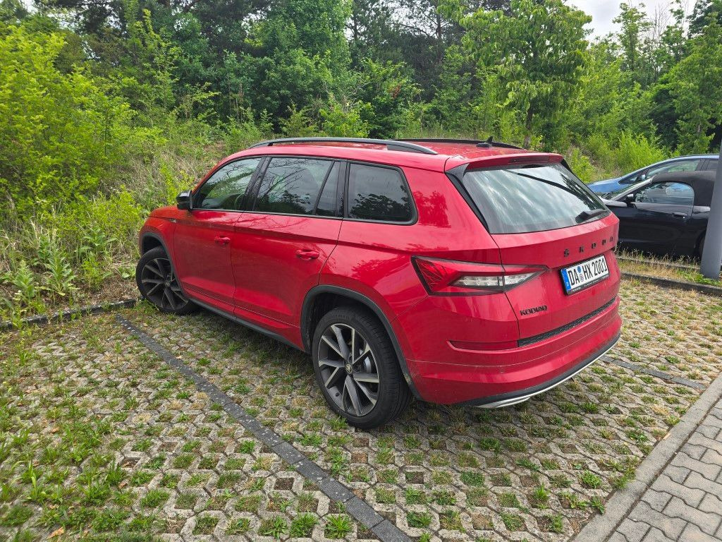 Skoda Kodiaq Sportline LED AUTOMATIK NAVI ALCANTARA - SUV/ Todoterreno: foto 3 Skoda Kodiaq Sportline LED AUTOMATIK NAVI ALCANTARA - SUV/ Todoterreno: foto 3