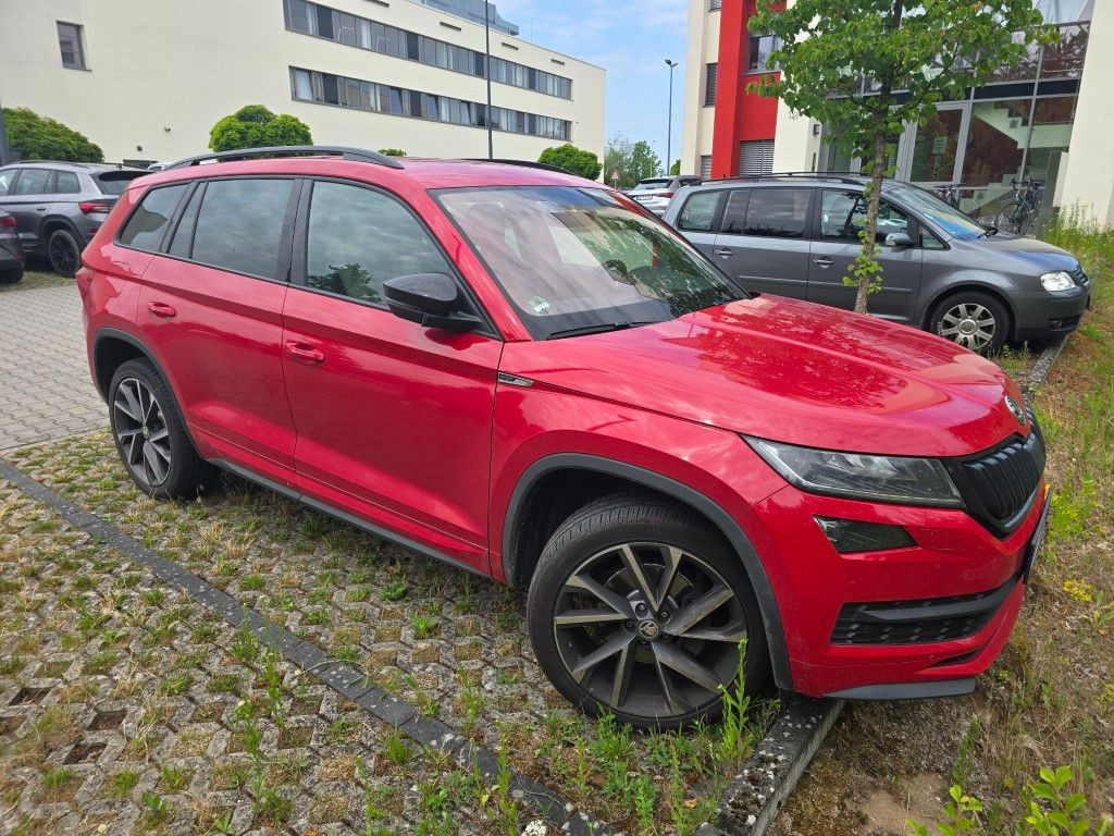 Skoda Kodiaq Sportline LED AUTOMATIK NAVI ALCANTARA - SUV/ Todoterreno: foto 2 Skoda Kodiaq Sportline LED AUTOMATIK NAVI ALCANTARA - SUV/ Todoterreno: foto 2
