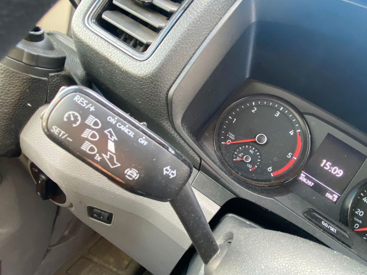 Furgoneta caja cerrada Volkswagen Crafter Pritsche Koffer 35 lang Bär LBW 750: foto 17