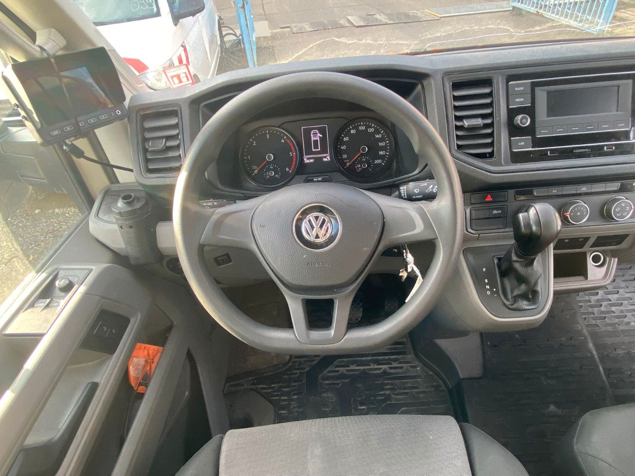 Furgoneta caja cerrada Volkswagen Crafter Pritsche Koffer 35 lang Bär LBW 750: foto 11