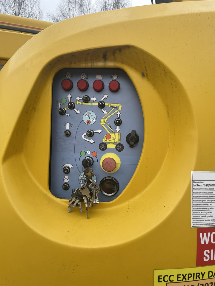 Neotec RRV Road-Rail Haulotte - Plataforma articulada: foto 4 Neotec RRV Road-Rail Haulotte - Plataforma articulada: foto 4