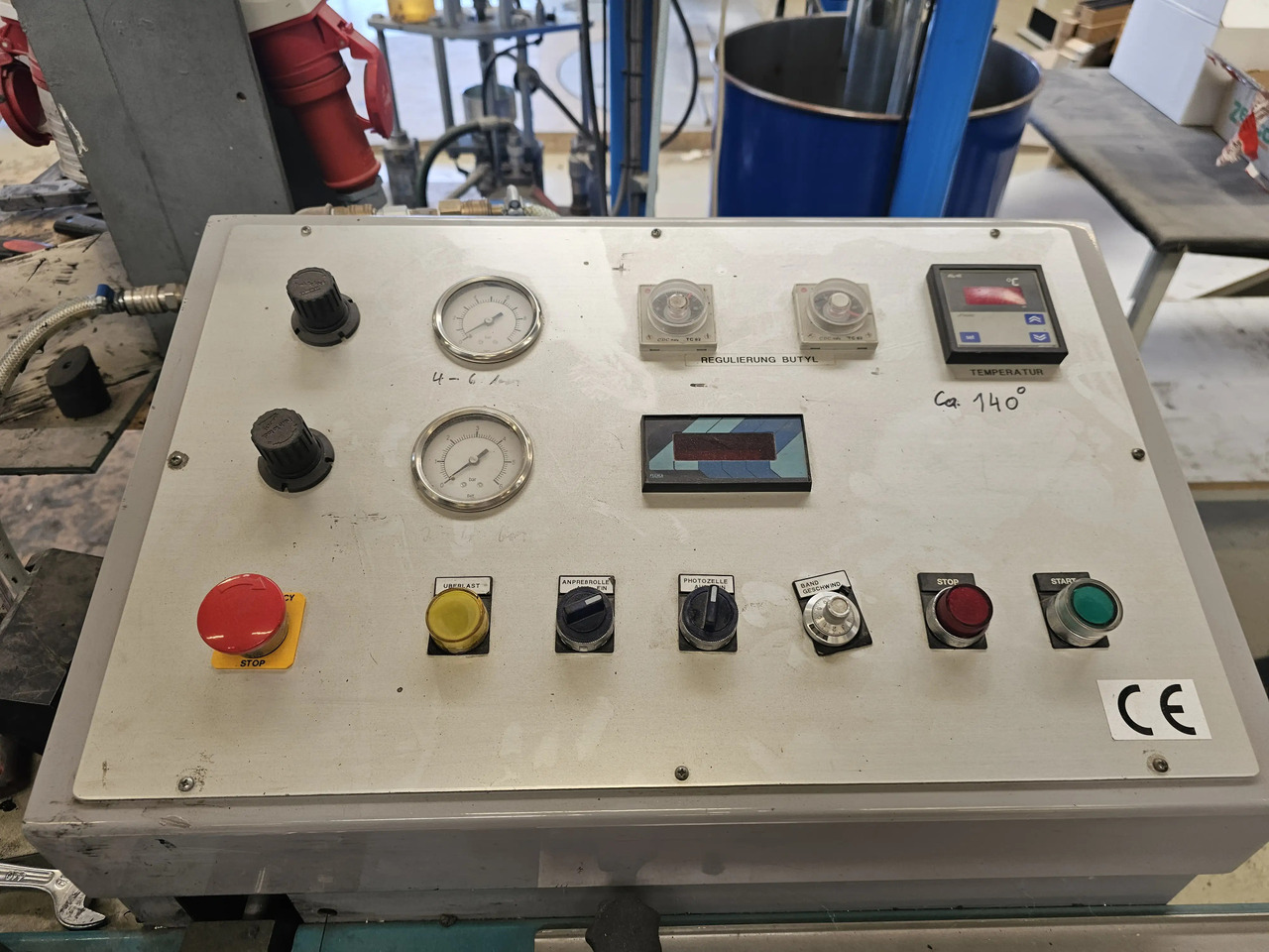 1 Stk. Butyl Extruder - Máquina herramienta: foto 2 1 Stk. Butyl Extruder - Máquina herramienta: foto 2