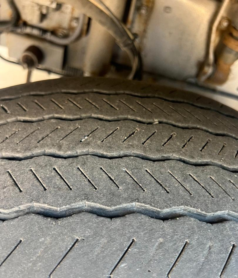 Daf lf 250 fa furgone 8 mt euro 6 - Camión caja cerrada: foto 5 Daf lf 250 fa furgone 8 mt euro 6 - Camión caja cerrada: foto 5