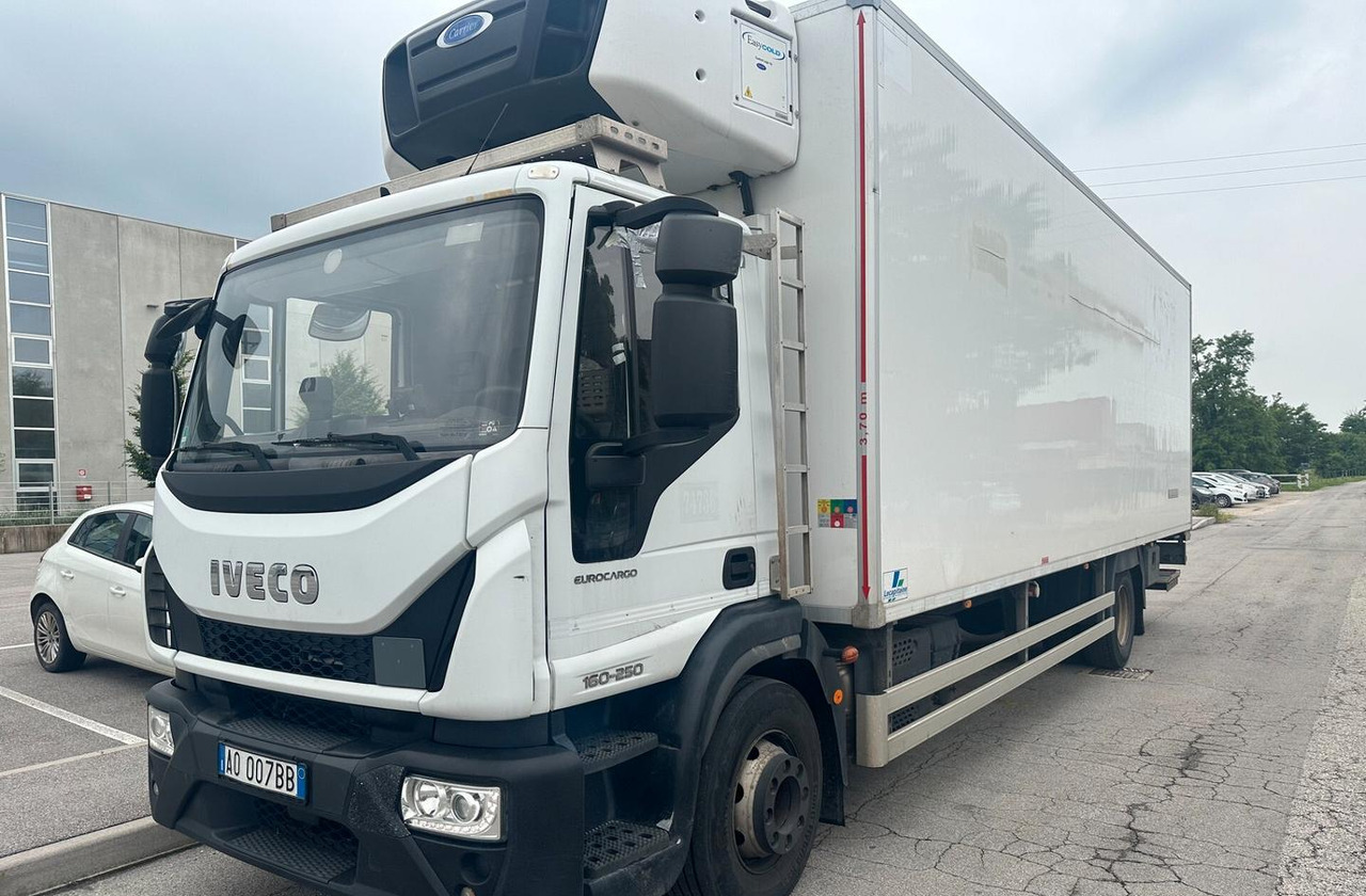 IVECO 160E25 FURGONE ISOTERMICO E GRUPPO FRIGO CON - Camión frigorífico: foto 2 IVECO 160E25 FURGONE ISOTERMICO E GRUPPO FRIGO CON - Camión frigorífico: foto 2
