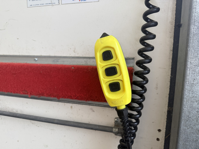 Furgoneta caja cerrada Ford Transit 350 2.0 TDCI 130PK Laadklep Airco Cruise Control Lane Assist Koffer Bakwagen Meubelbak: foto 15 Furgoneta caja cerrada Ford Transit 350 2.0 TDCI 130PK Laadklep Airco Cruise Control Lane Assist Koffer Bakwagen Meubelbak: foto 15