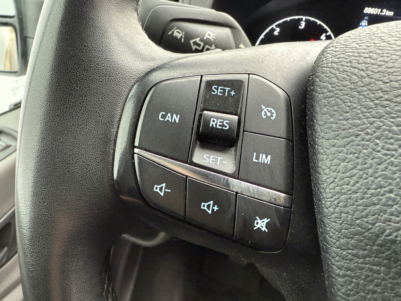 Furgón Ford Transit 350 2.0 TDCI 170PK L3H3 170PK Airco Cruise Control Parkeersensoren voor achter: foto 19 Furgón Ford Transit 350 2.0 TDCI 170PK L3H3 170PK Airco Cruise Control Parkeersensoren voor achter: foto 19