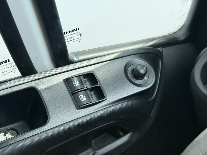 Furgón Iveco Daily 35S14 2.3 L2H2 Cruise Control Climate Control 3.5t Trekhaak Lucht geveerde stoel: foto 18
